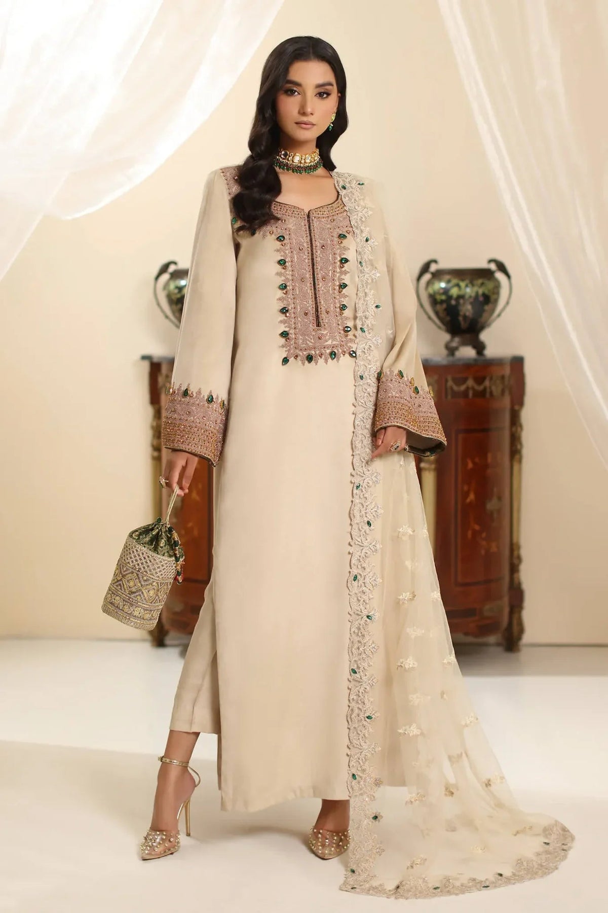 Musferah Saad | Amor A La Vida | Champagne Grace-Brand:Musferah Saad-Type:Ladies Clothes-Beige-Velvet-House of Maryam- Buy in UK, USA