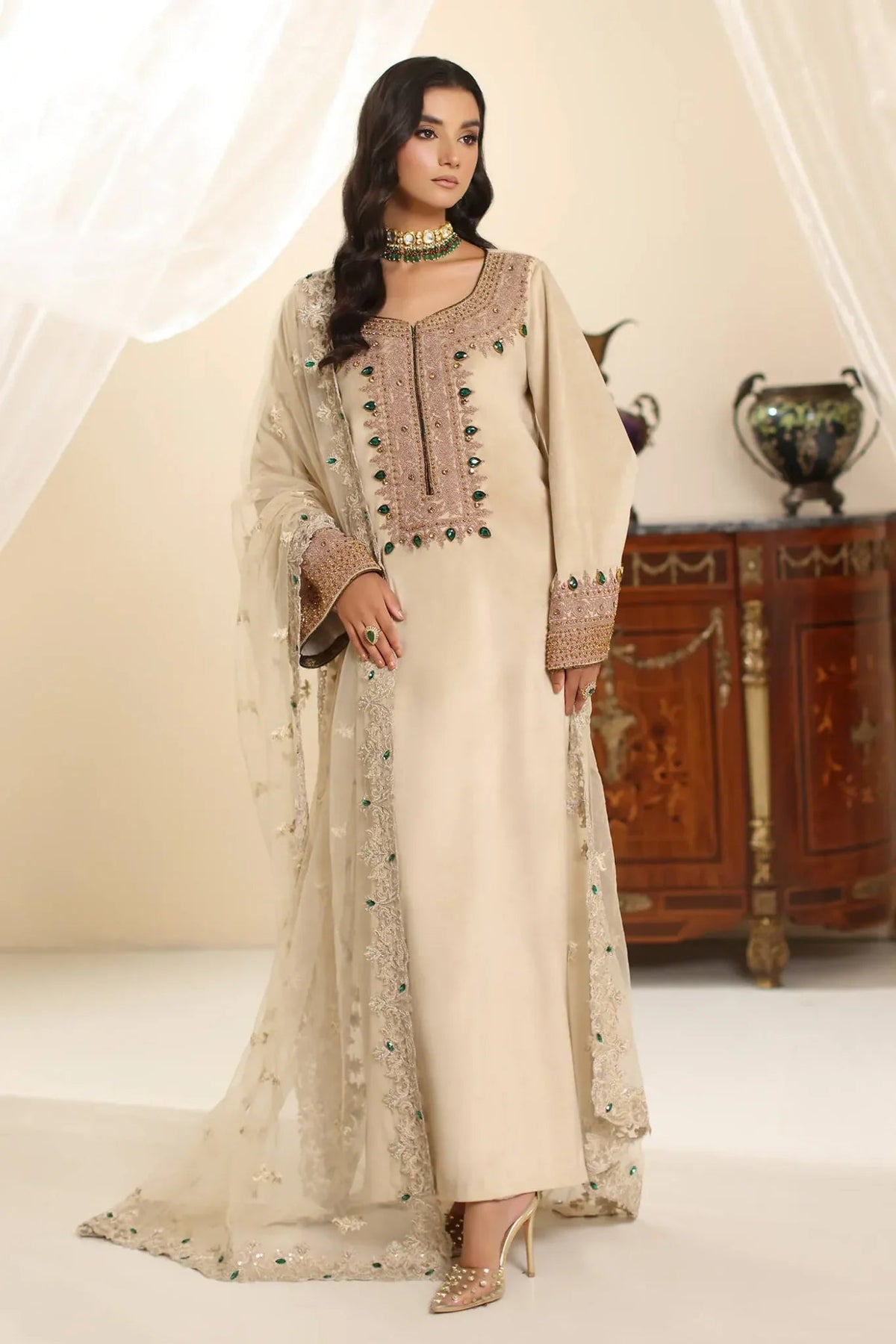 Musferah Saad | Amor A La Vida | Champagne Grace-Brand:Musferah Saad-Type:Ladies Clothes-Beige-Velvet-House of Maryam- Buy in UK, USA