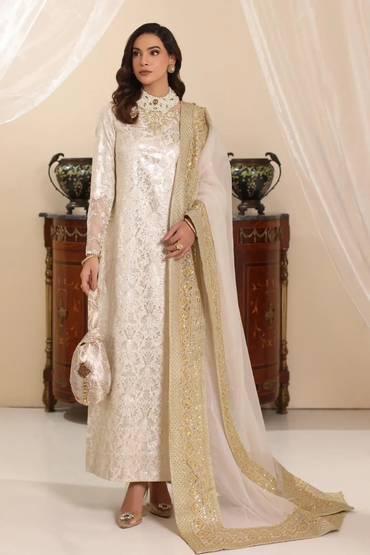 Musferah Saad | Amor A La Vida | Ivory Stardust-Brand:Musferah Saad-Type:Ladies Clothes-Ivory-Cotton Silk-House of Maryam- Buy in UK, USA
