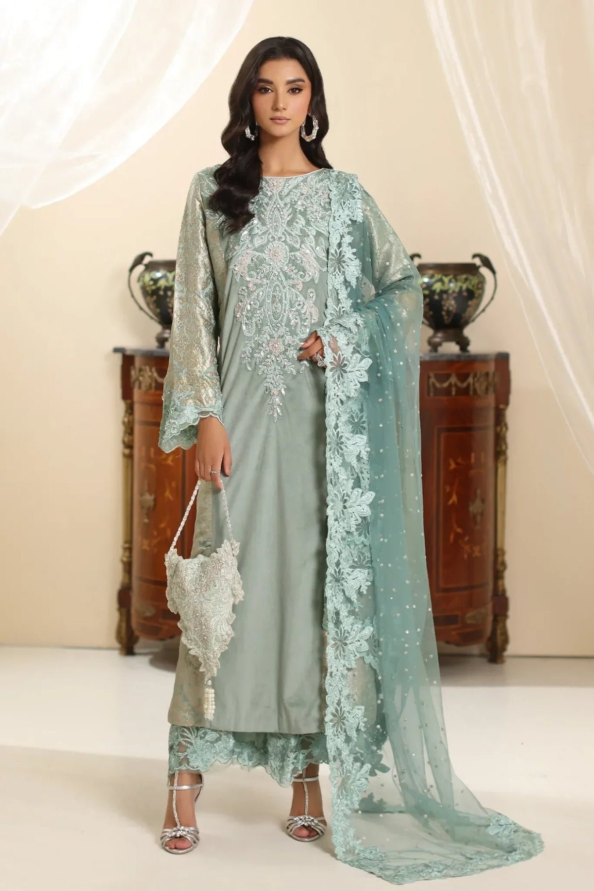 Musferah Saad | Amor A La Vida | Sage Queen-Brand:Musferah Saad-Type:Ladies Clothes-Ice Blue-Velvet-House of Maryam- Buy in UK, USA