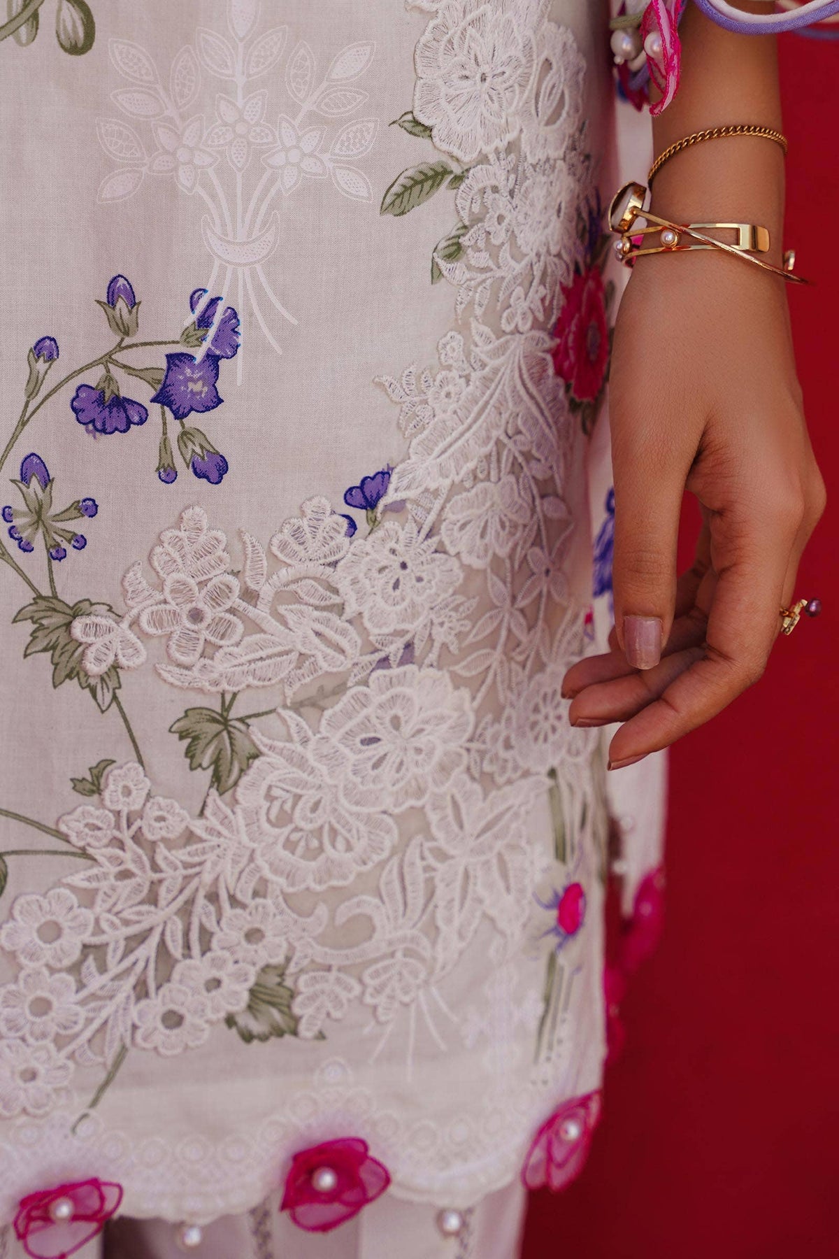 Sana Safinaz | Muzlin Spring 24 | M241-011A-CW -  Sana Safinaz Luxury - Original Designer Dress - House of Maryam