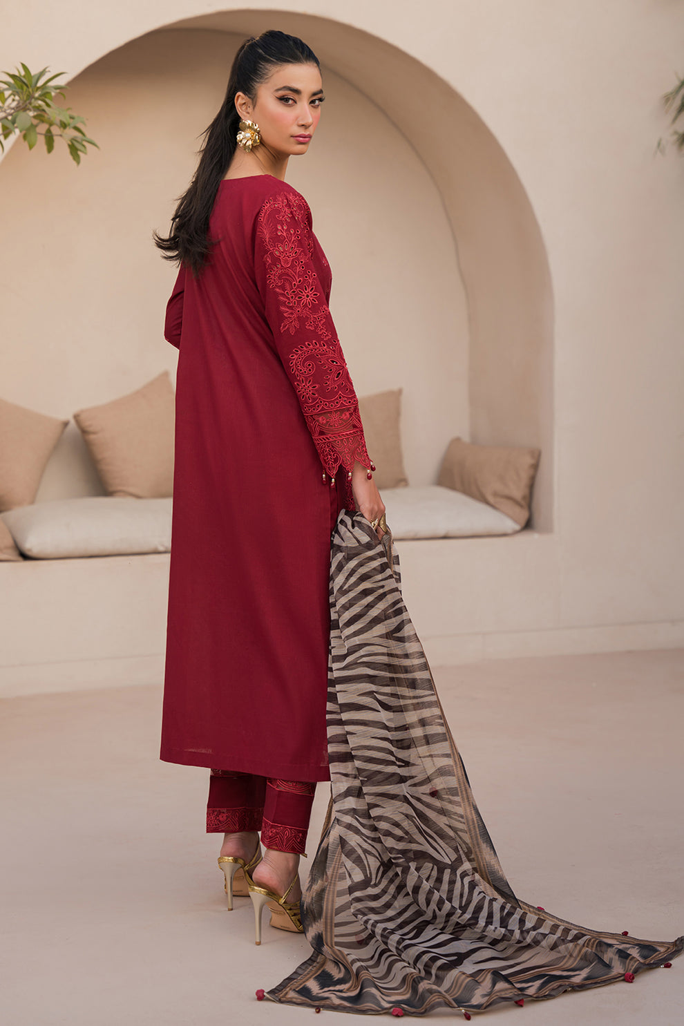 Neeshay | Symphony Luxury Lawn 24 | Cadence -  Neeshay Luxury - Original Designer Dress - House of Maryam