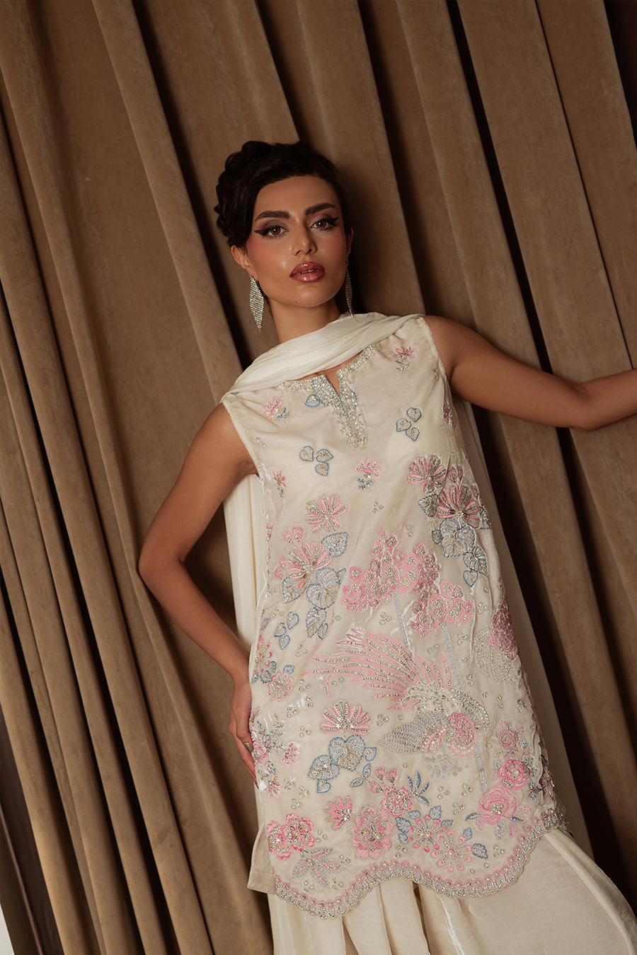 Saira Rizwan | Velvet Pret 25 | NARGIS-SRVP25-07, image 7