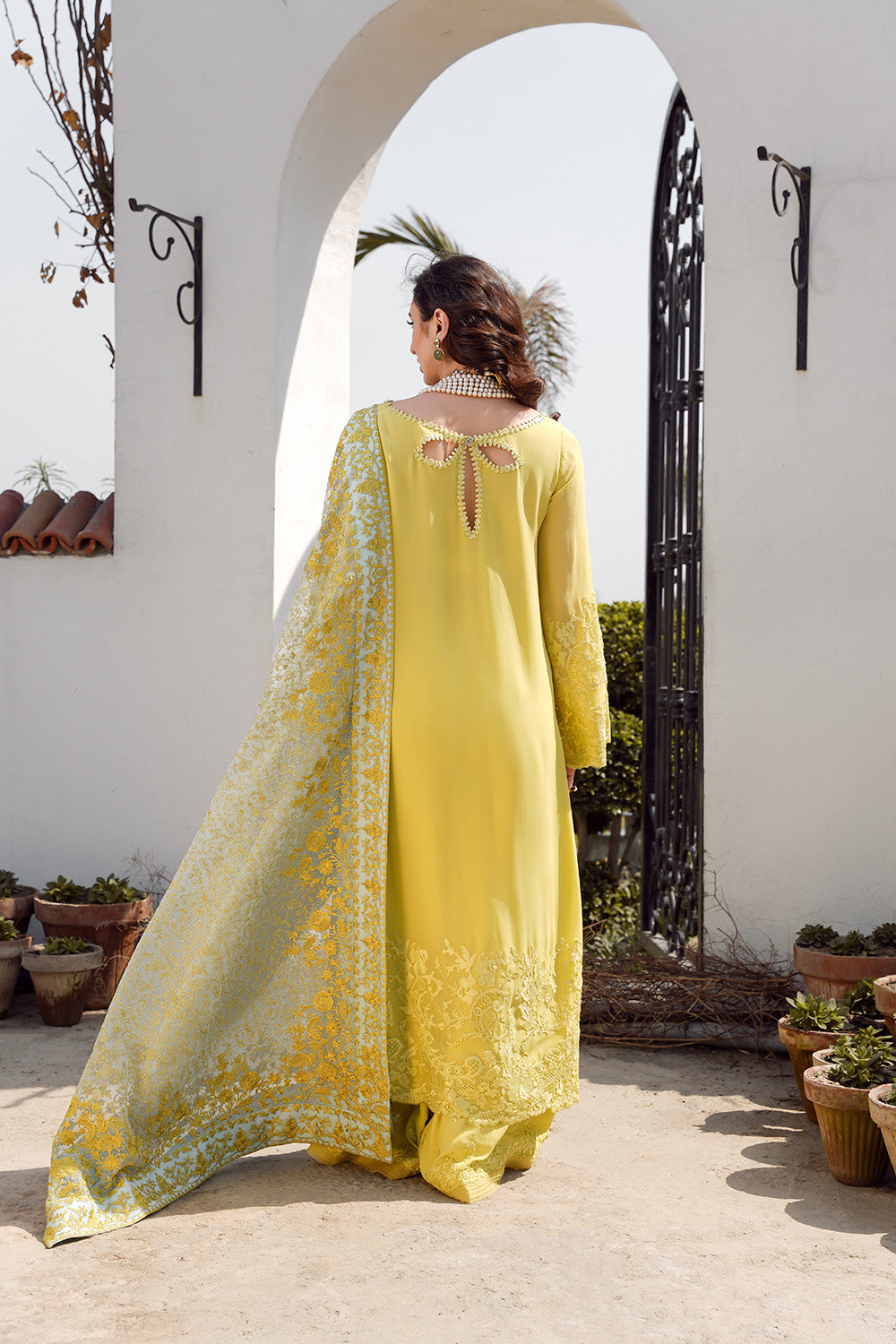 Nilofer Shahid | Verve Summer 24 | Evara (3pc)  Verve SS 24 -  Nilofer Shahid Formal - Original Designer Dress - House of Maryam