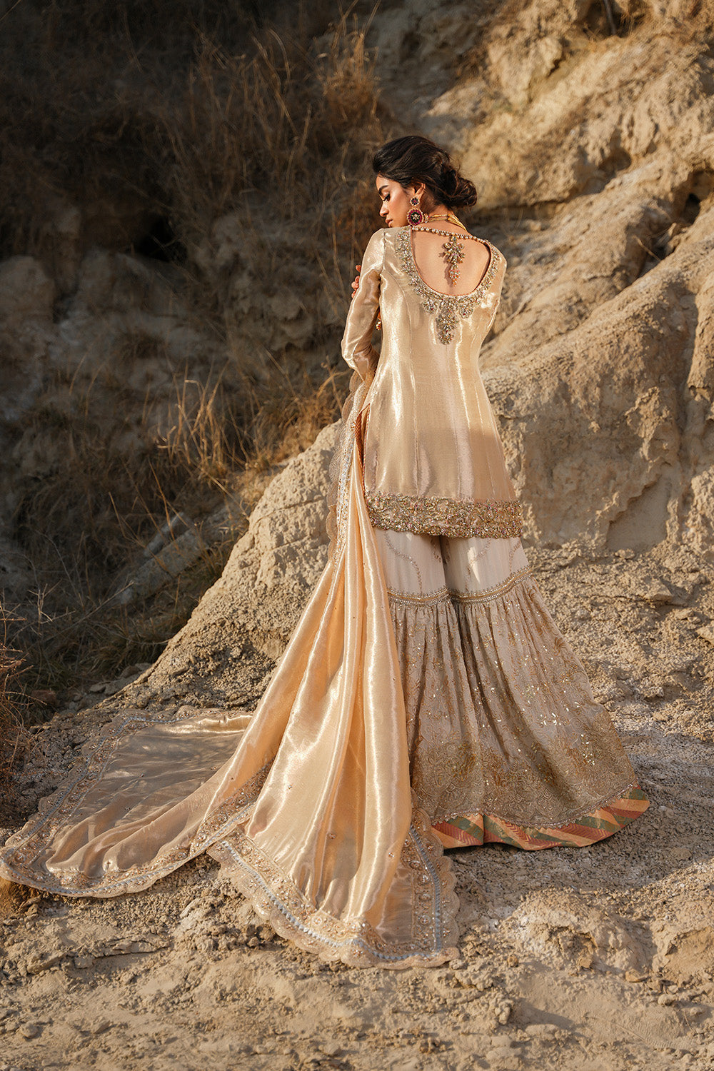 Nilofer Shahid | Verve Summer 24 | Zahria Verve SS 24 by Designer Nilofer Shahid - House of Maryam - Pakistani Designer Ethnic Wear in {{ shop.shopifyCountryName }}