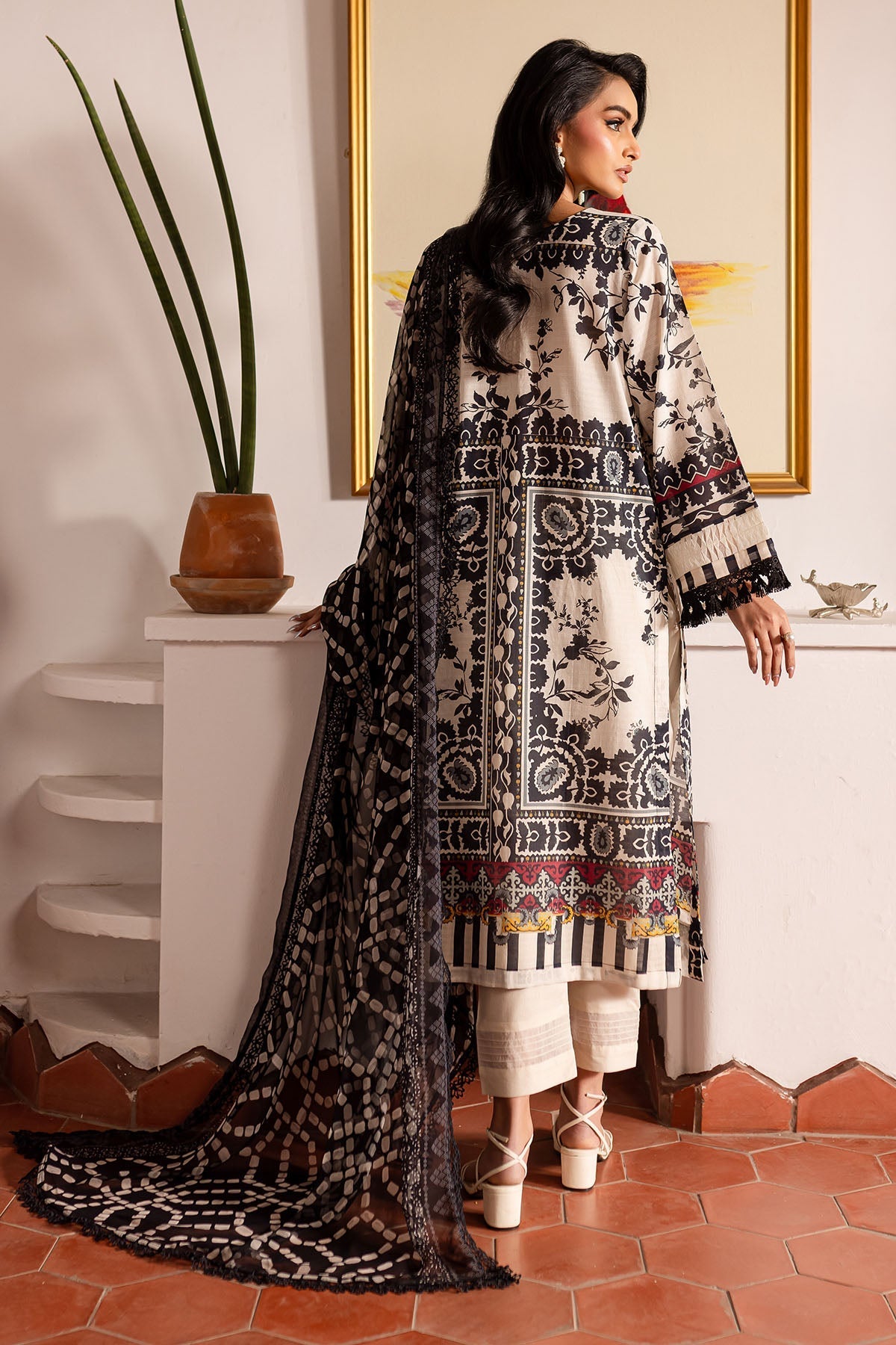 Nureh | Printed lawn 25 | SP-135-Brand:Nureh-Type:Ladies Clothes-Ivory-Lawn-House of Maryam- Buy in UK, USA