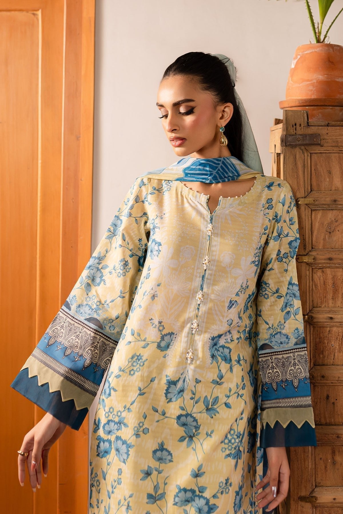 Nureh | Printed lawn 25 | SP-136-Brand:Nureh-Type:Ladies Clothes-Ivory-Lawn-House of Maryam- Buy in UK, USA