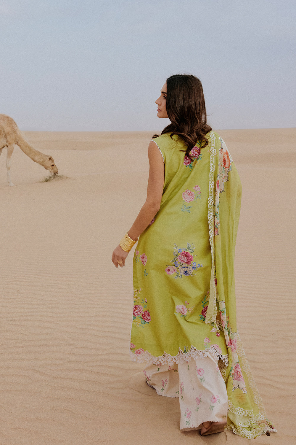 Saira Rizwan | Luxury Lawn 26 | NAVA-SRL26-08, image 2