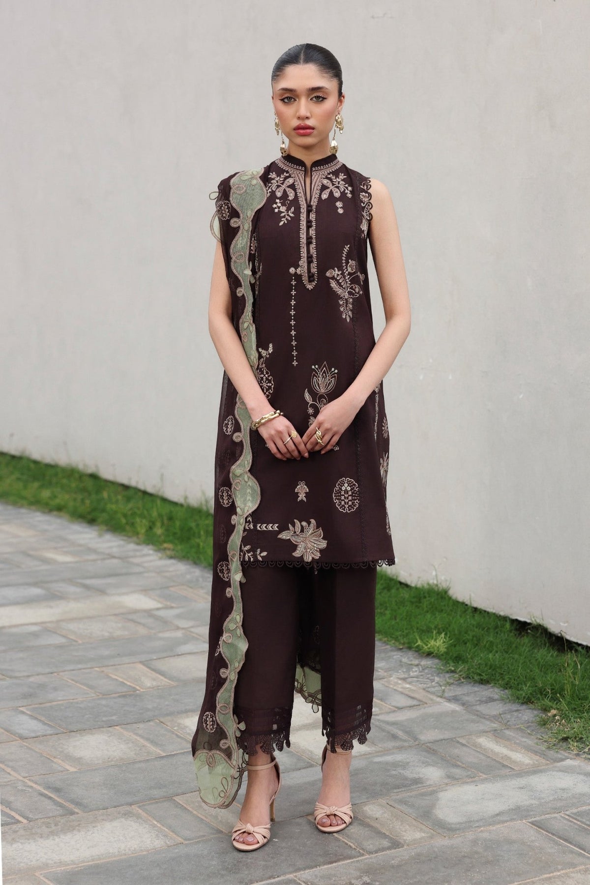 Qalamkar | Qline Lawn Drop II RTW | QKL-15 Yasra-Brand:Qalamkar-Type: - House of Maryam- Buy in UK, USA