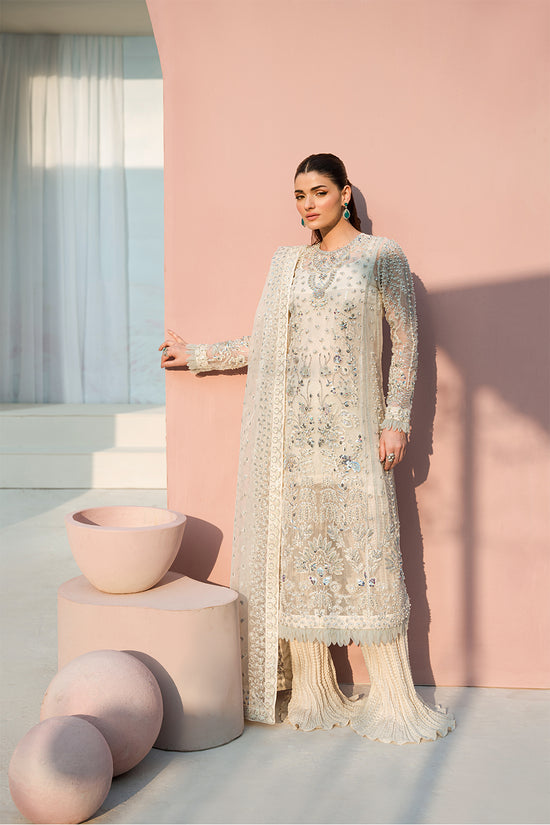 Raja Salahuddin | Love in Bloom | Staller by Designer Raja Salahuddin - House of Maryam - Pakistani Designer Ethnic Wear in {{ shop.shopifyCountryName }}