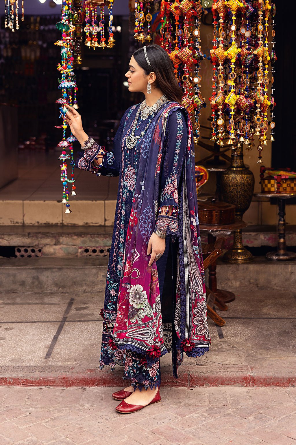 Ramsha | Andaaz Collection | Z-1101-Brand:Ramsha-Type:Ladies Clothes-Navy-Lawn-House of Maryam- Buy in UK, USA