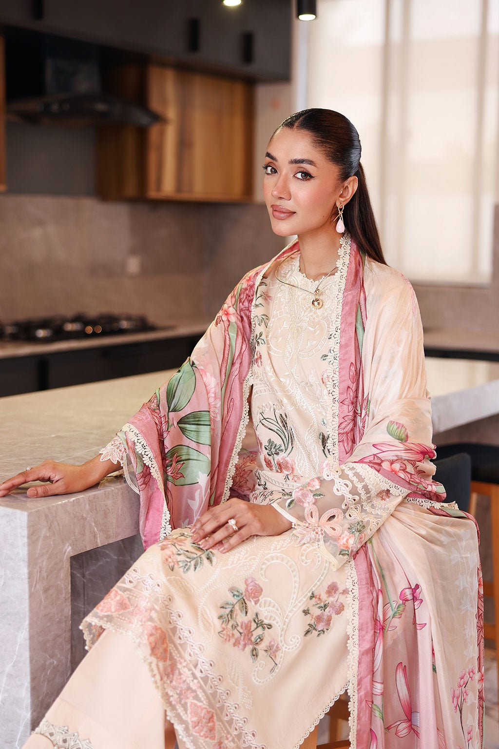 Ramsha | Andaaz Collection | Z-1409-Brand:Ramsha-Type:Ladies Clothes-Light Skin-Lawn-House of Maryam- Buy in UK, USA
