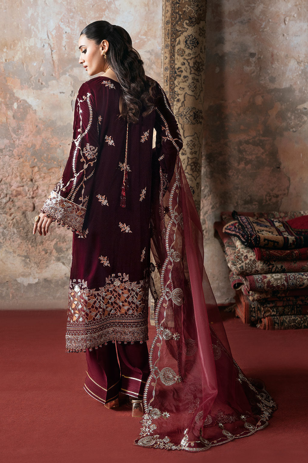 Ramsha | Velvet Collection | V-701, image 2