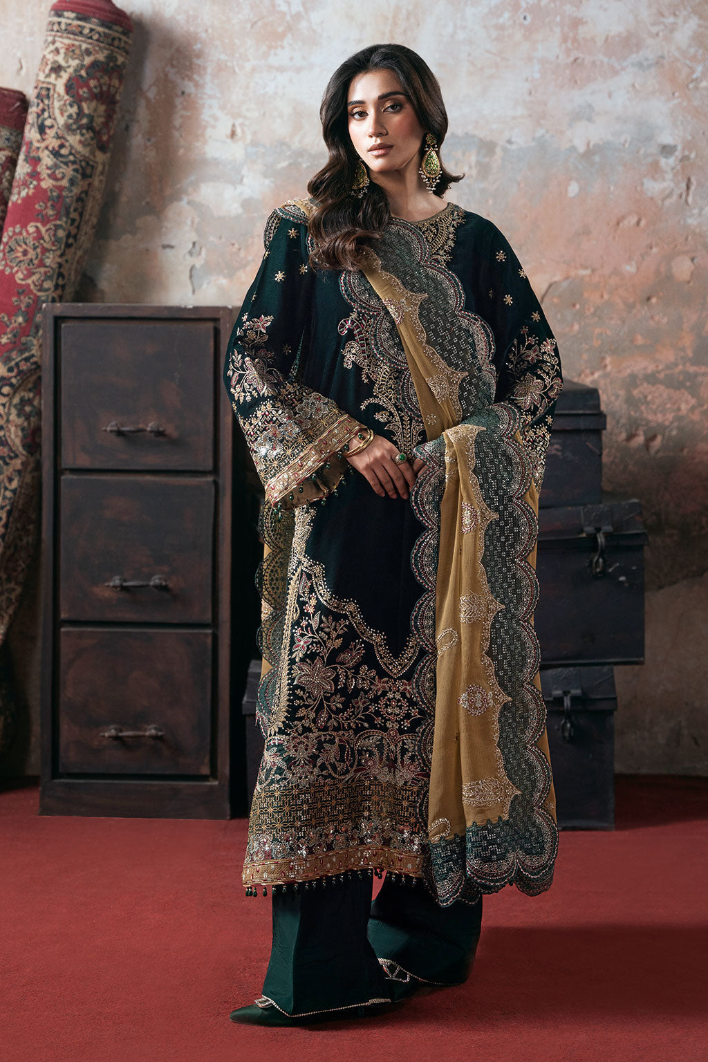 Ramsha | Velvet Collection | V-702, image 5