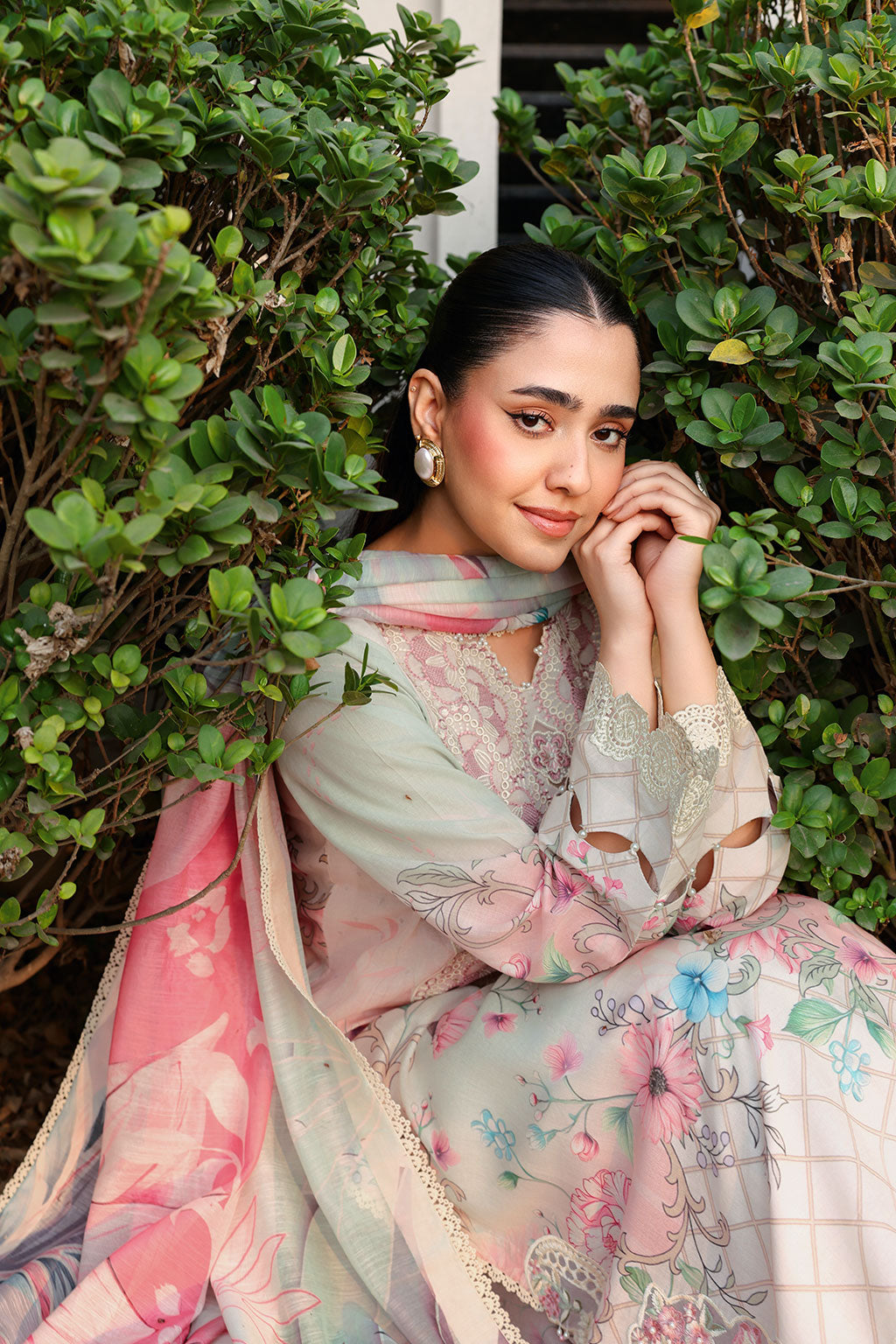 Ramsha | Rangrez Lawn Collection | N-906, image 3