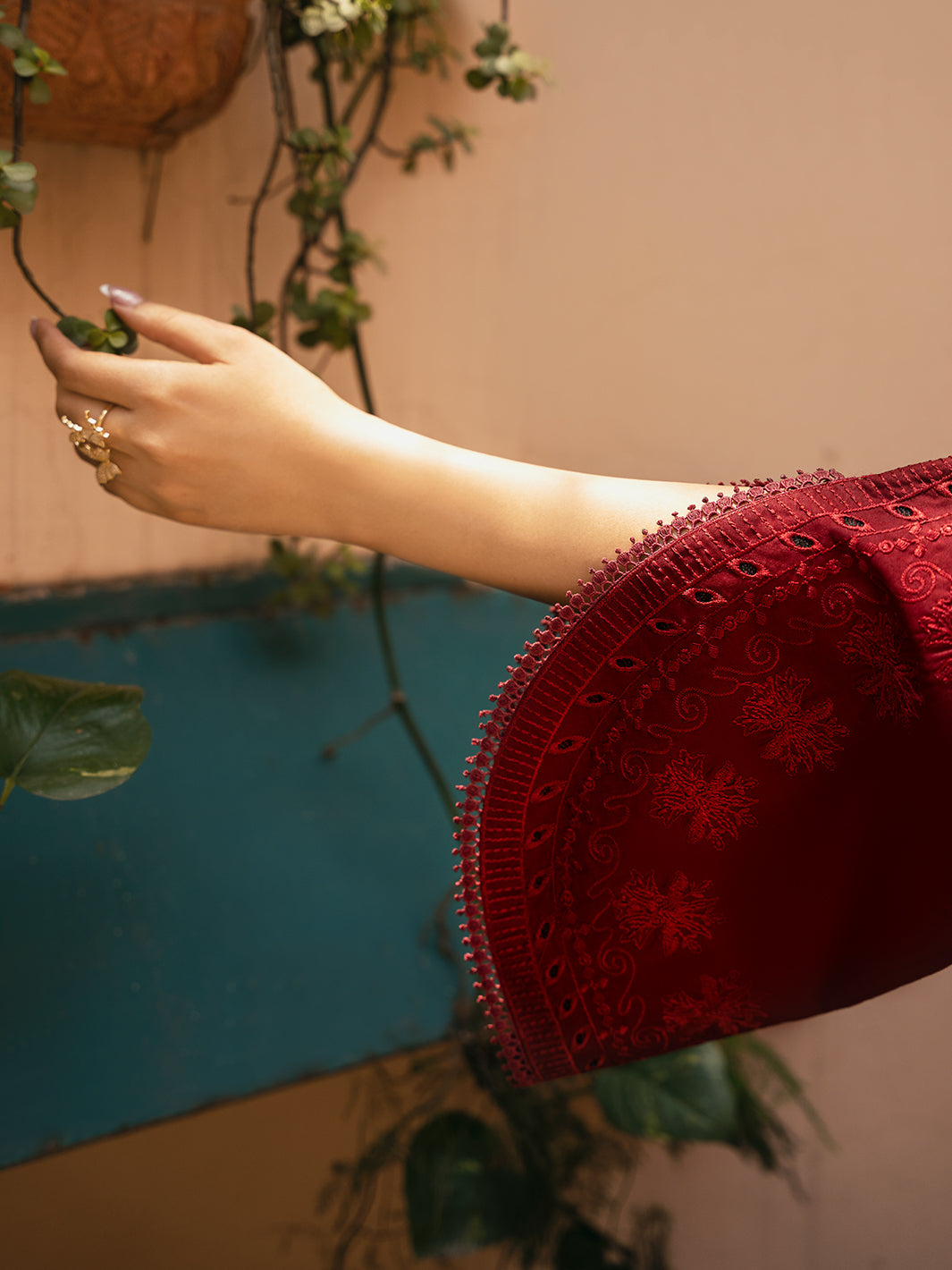 Izel | Dastak Luxury Lawn | REET -  Izel Ladies Clothes - Original Designer Dress - House of Maryam