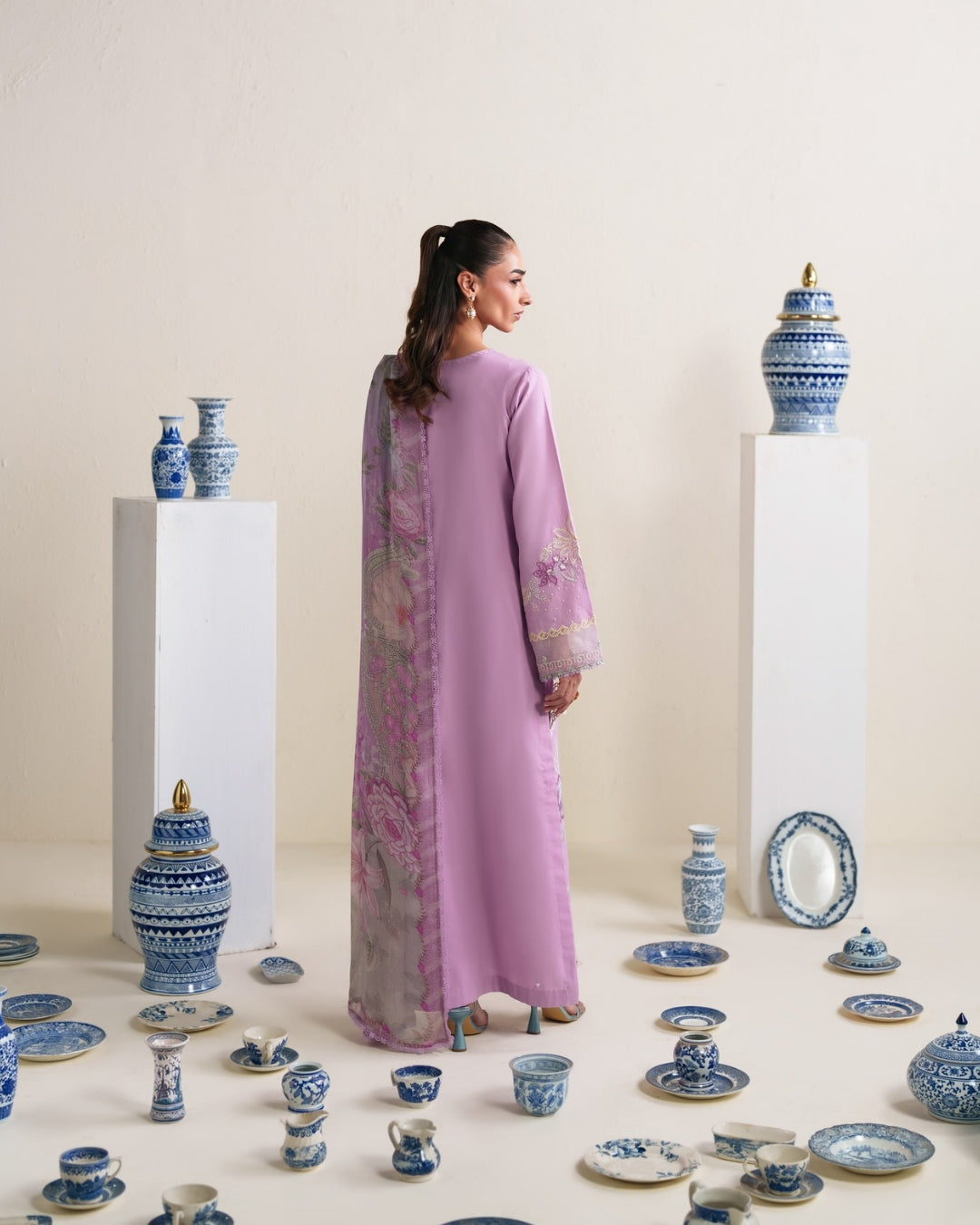 Neeshay | Whispers of Summer Luxury Lawn | EVIE, image 2