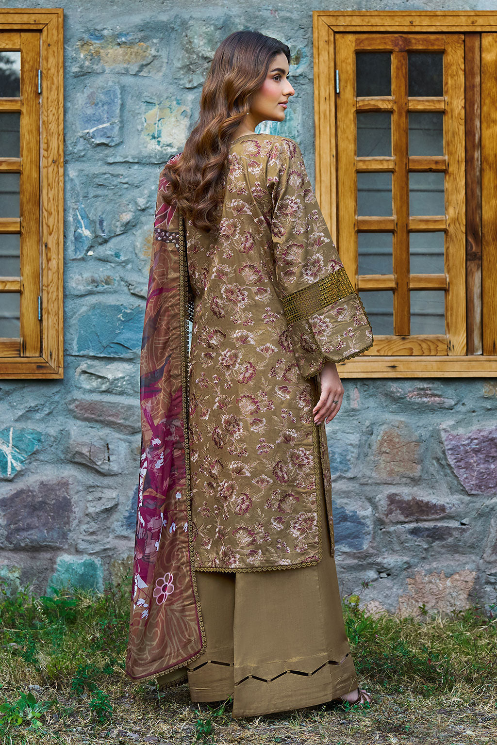 Ramsha | Riwaj Winter Collection | J-702, image 2