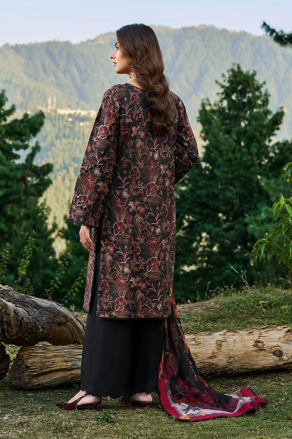 Ramsha | Riwaj Winter Collection | J-705, image 2