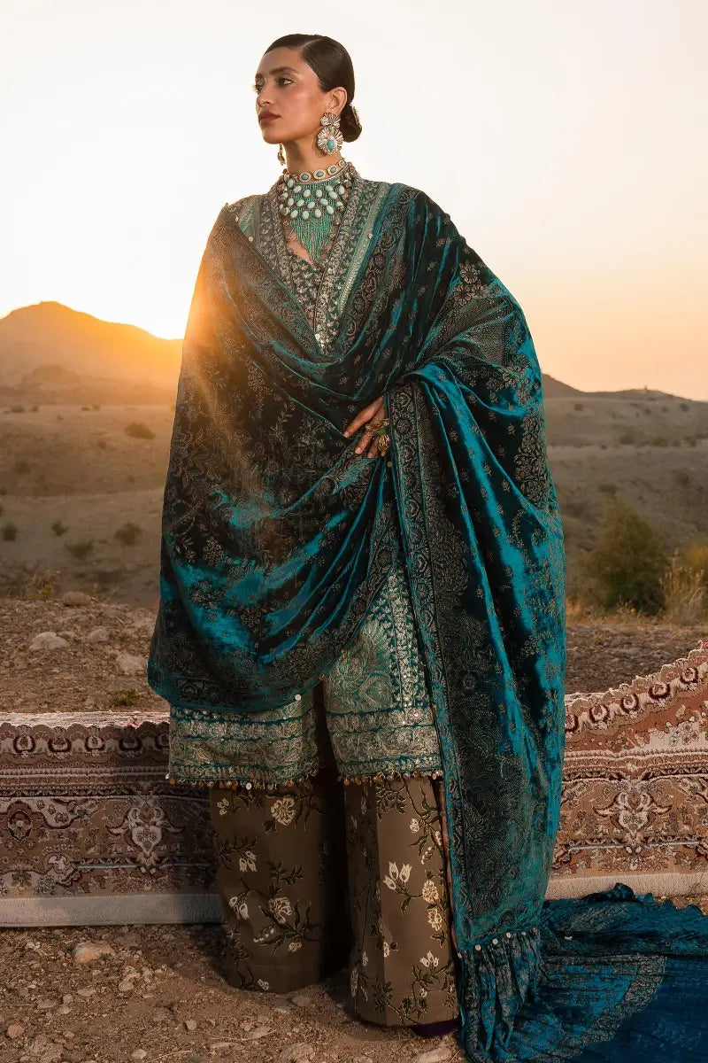 Sana Safinaz | Winter Luxury 23 | S231-007A-DE -  Sana Safinaz Luxury - Original Designer Dress - House of Maryam