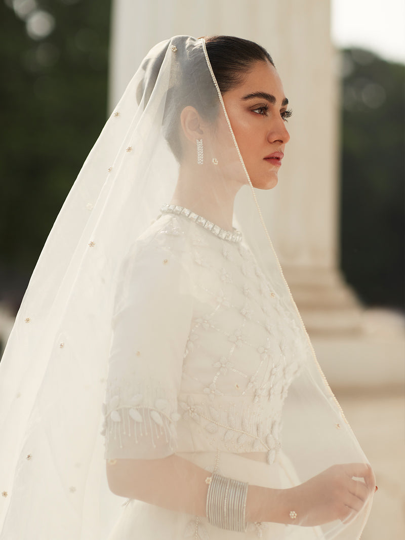 Caia | Haute Couture | The Snow Maiden, image 4