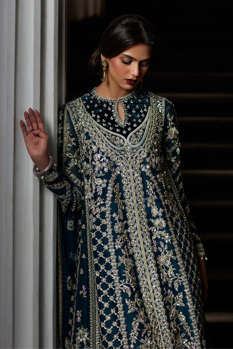 Saad Bin Shahzad | El Veneto Luxury Formals | ALIRA-Brand:Saad Bin Shahzad-Type:Ladies Clothes-Dark Teal Green-Velvet-House of Maryam- Buy in UK, USA