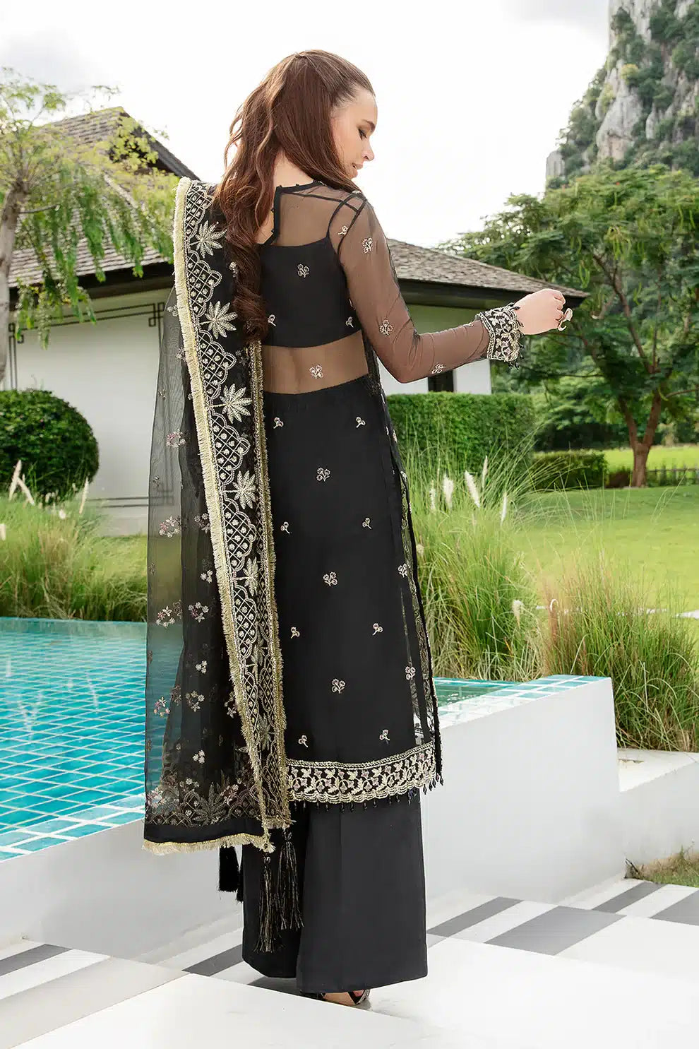 Saad Shaikh | Luminous Formals 23 | Fleur -  Saad Shaikh Formal - Original Designer Dress - House of Maryam