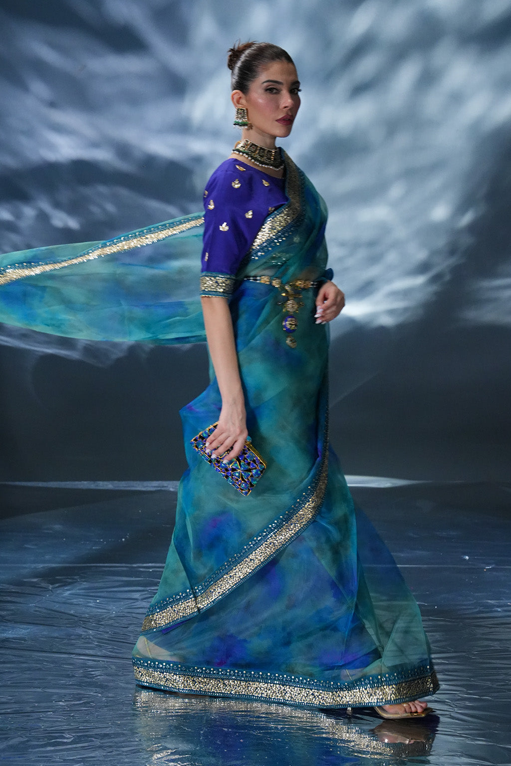 Amave | Oro Luxury Wear | AM-10, image 2
