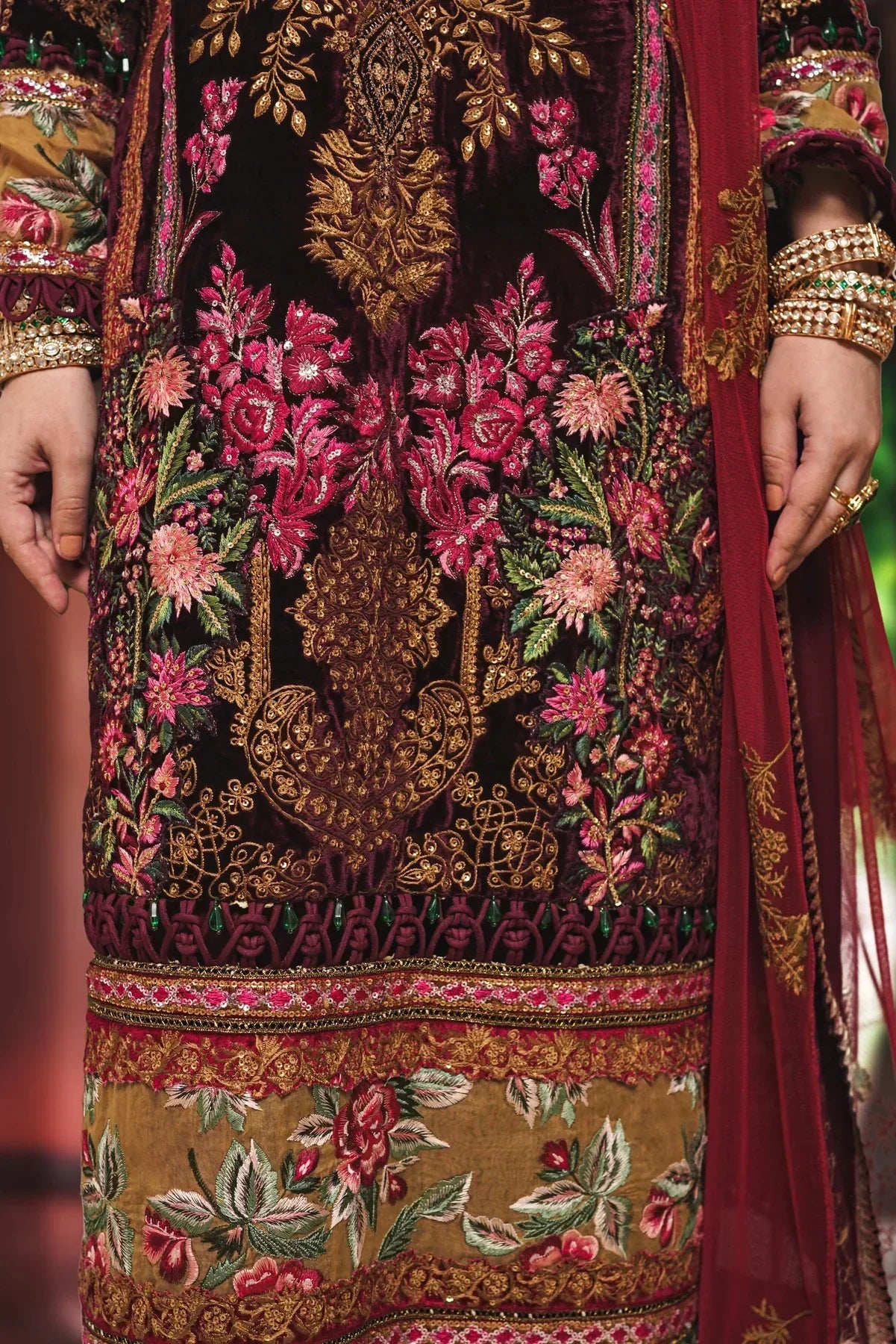 Sable Vogue | Festive Collection | FC-06 by Designer Sable Vogue - House of Maryam - Pakistani Designer Ethnic Wear in {{ shop.shopifyCountryName }}
