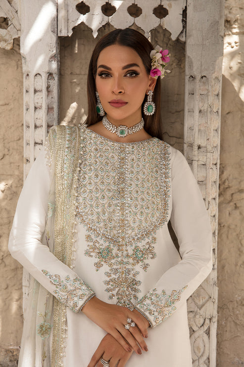 Saffron | Persia Wedding Collection | Pearl White by Designer Saffron - House of Maryam - Pakistani Designer Ethnic Wear in {{ shop.shopifyCountryName }}