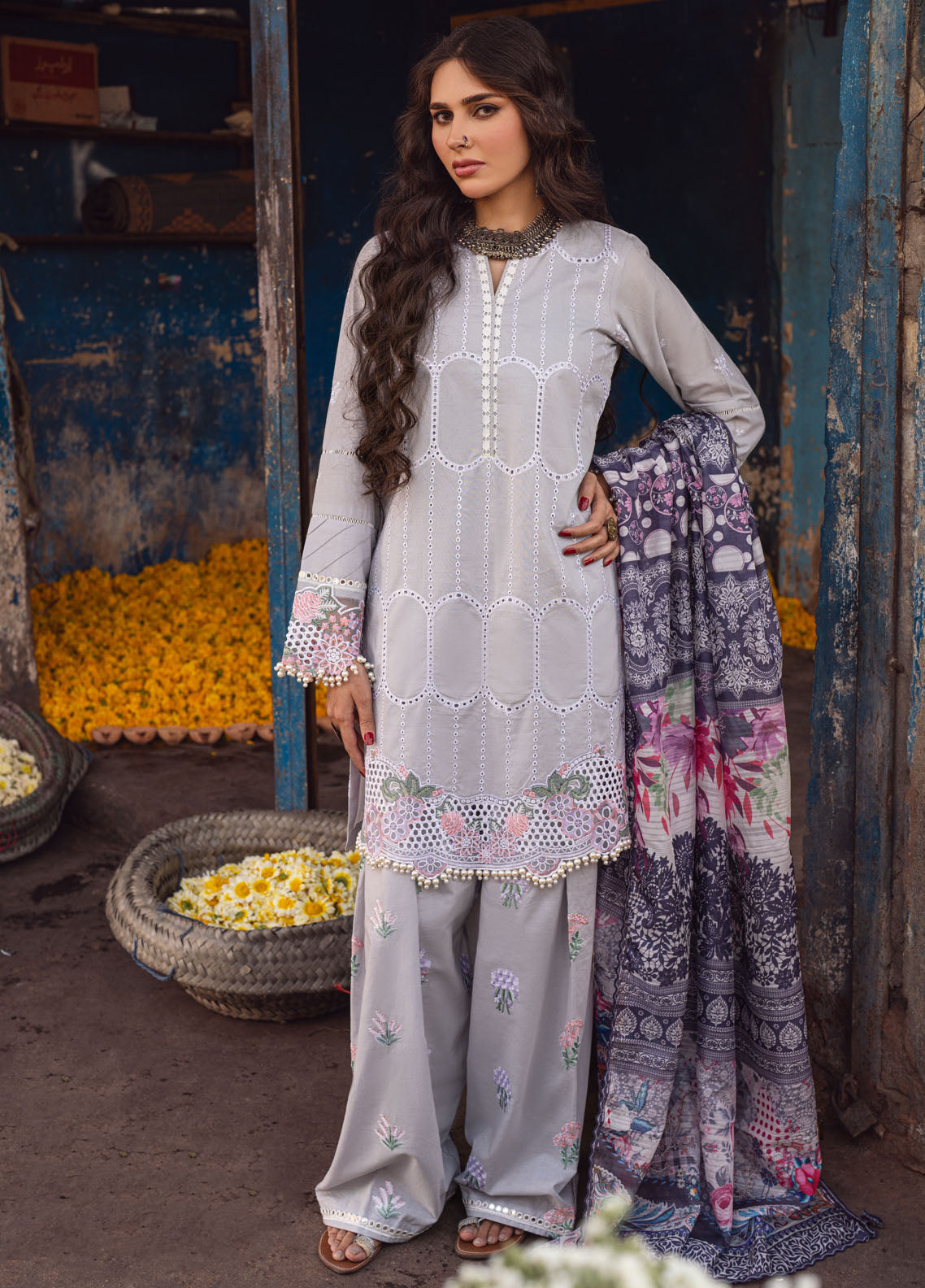 Sahane | Sahakari Chikankari Lawn Edit 24 | Dastaan by Designer Sahane - House of Maryam - Pakistani Designer Ethnic Wear in {{ shop.shopifyCountryName }}