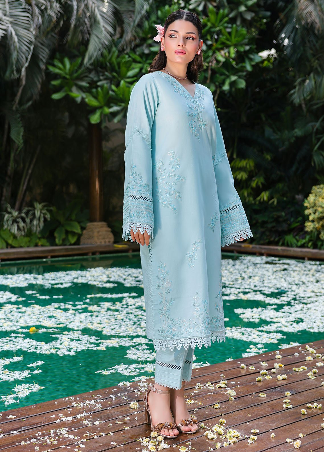 Sahane | Lovent Embroidered Pret 25 | ME23004 Celeste-Brand:Sahane-Type:Ladies Clothes-Ice Blue-Lawn-House of Maryam- Buy in UK, USA