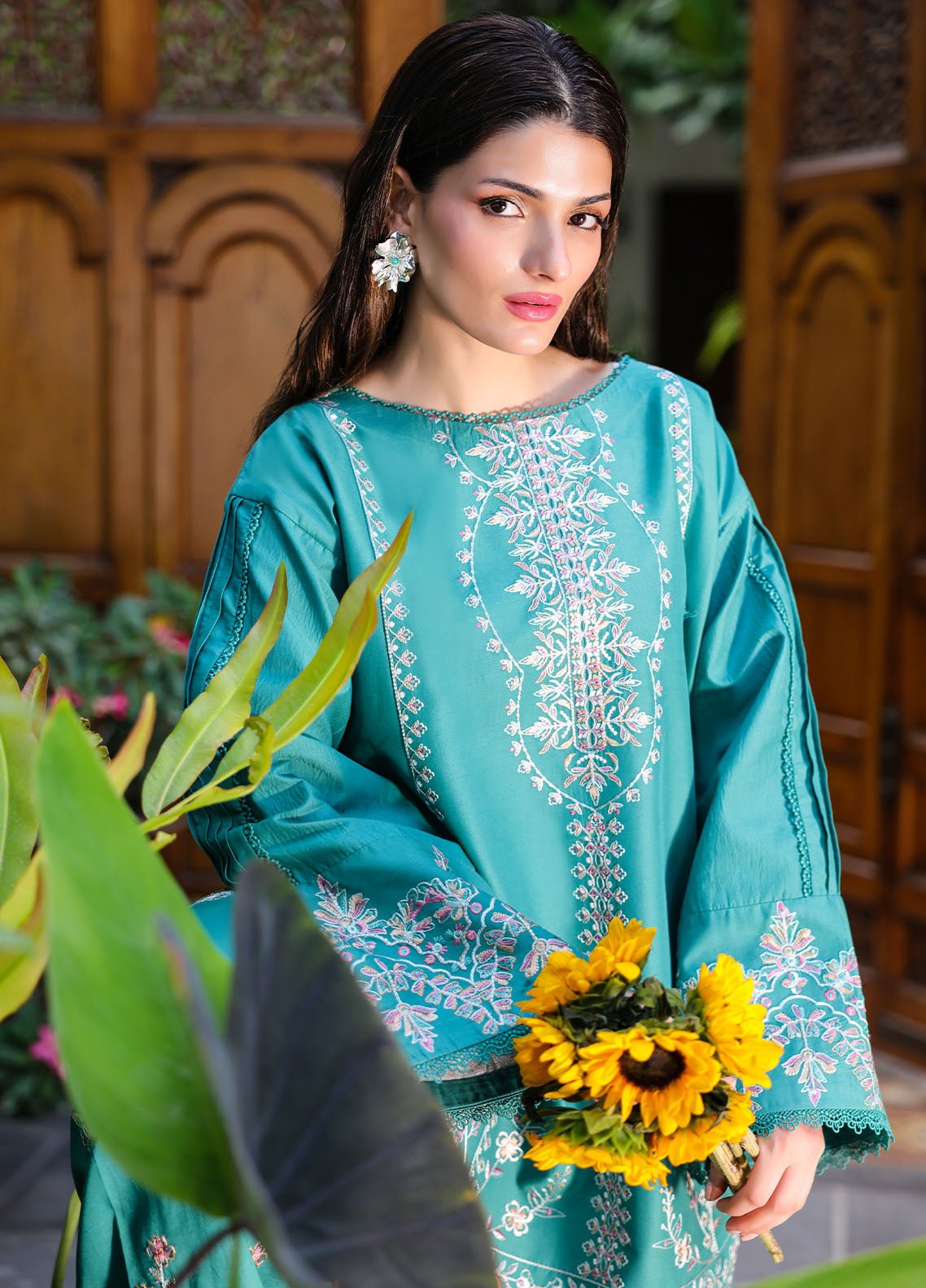 Sahane | Lovent Embroidered Pret 25 | ME23009 Verdelia-Brand:Sahane-Type:Ladies Clothes-Turqiouse-Lawn-House of Maryam- Buy in UK, USA