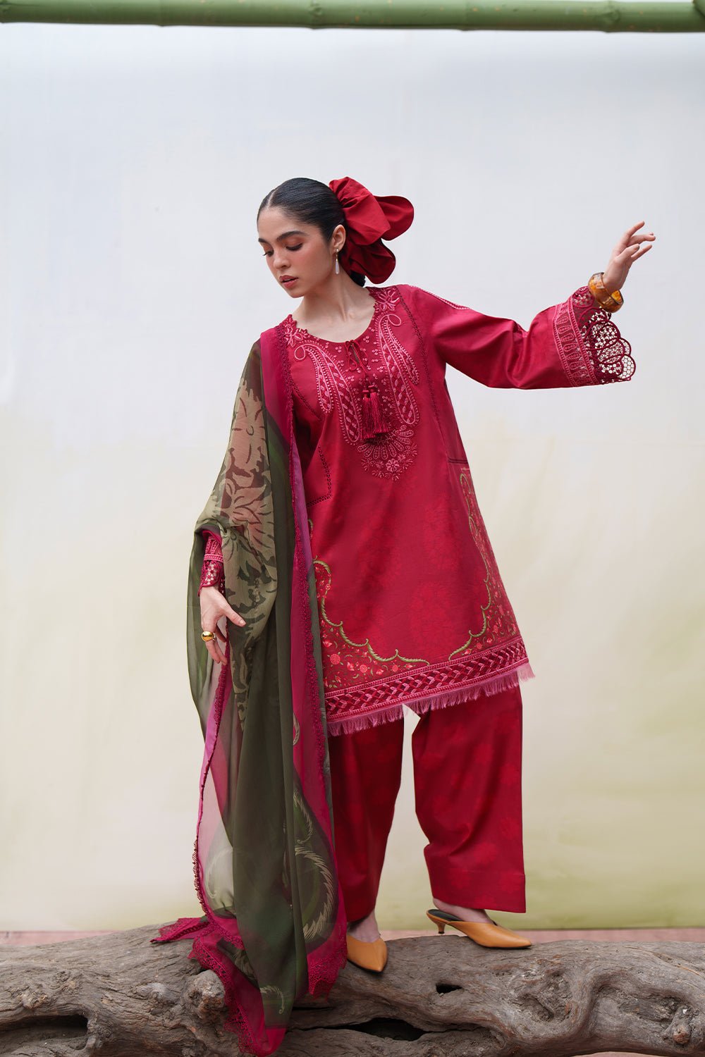 Saira Rizwan | Laanem SS/26 | NAYRA-A-SRL26-01-Brand:Saira Rizwan-Type:Lawn - House of Maryam- Buy in UK, USA