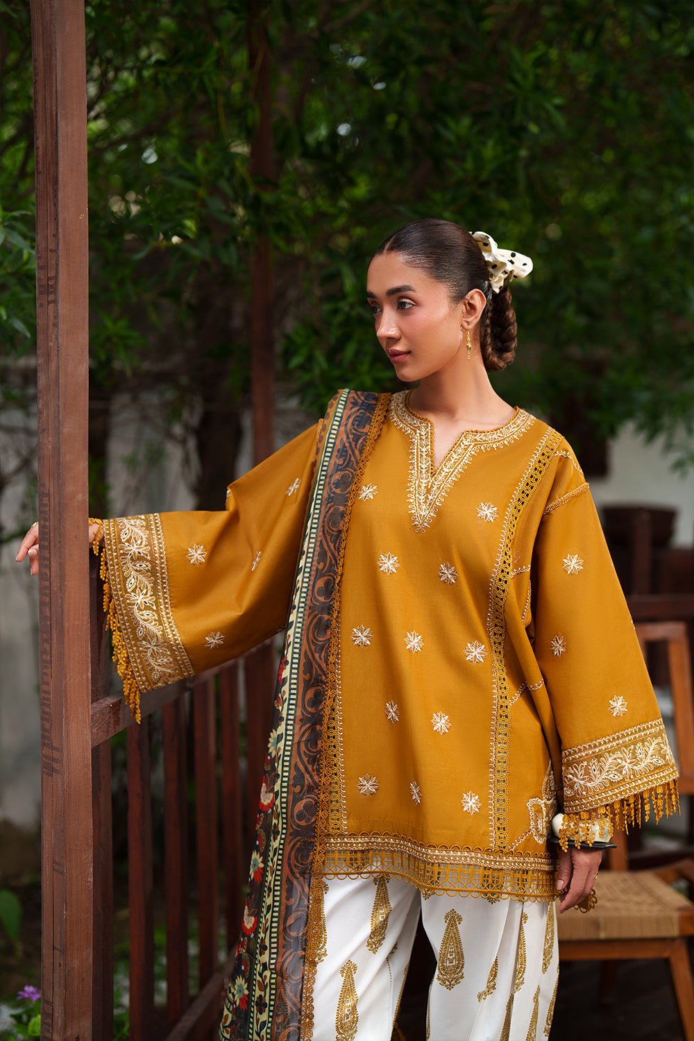 Saira Rizwan | Laanem SS/26 | ZOYA-B-SRL26-04-Brand:Saira Rizwan-Type:Lawn - House of Maryam- Buy in UK, USA