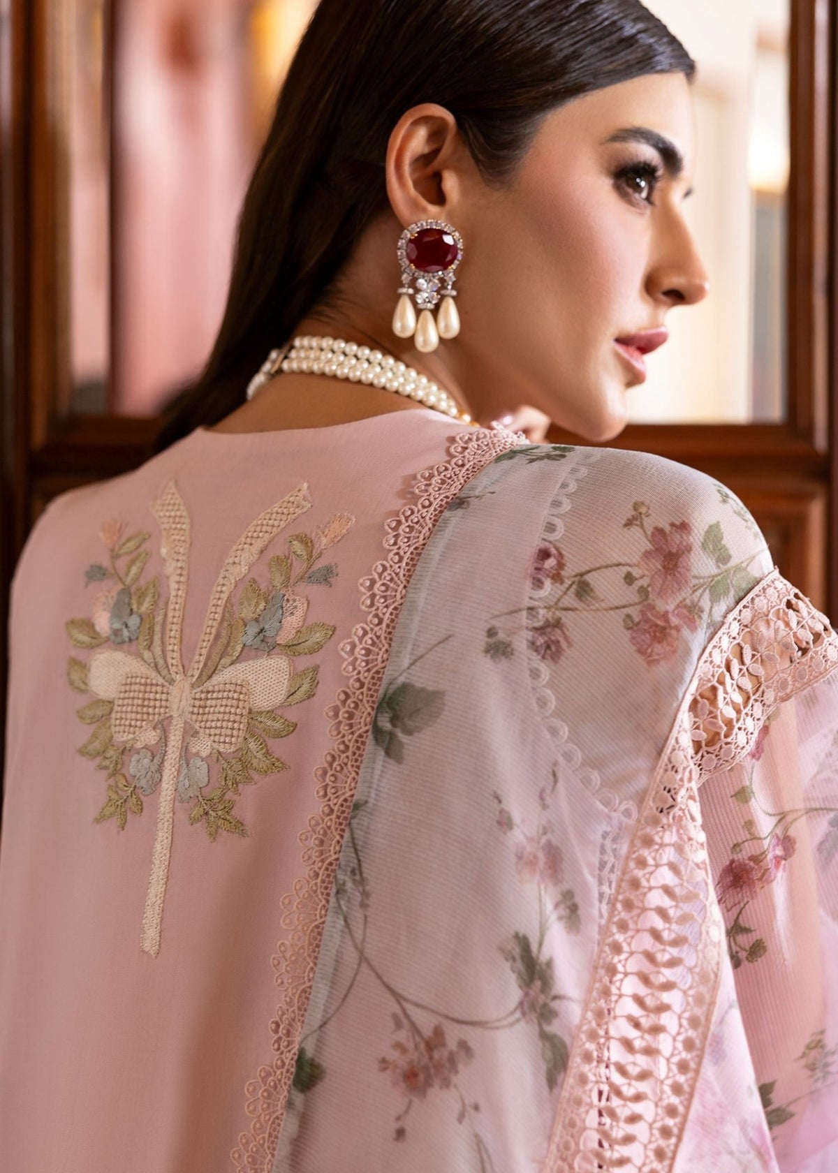 Saira Shakira | Bloom Lawn 25 | CHLOE 3-A-Brand:Saira Shakira-Type:Ladies Clothes-Pink-Lawn-House of Maryam- Buy in UK, USA