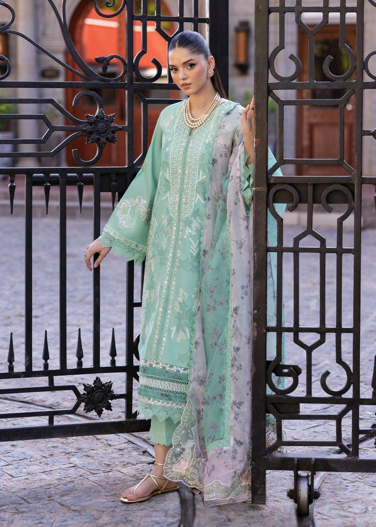Saira Shakira | Bloom Lawn 25 | CHLOE 3-B-Brand:Saira Shakira-Type:Ladies Clothes-Green-Lawn-House of Maryam- Buy in UK, USA