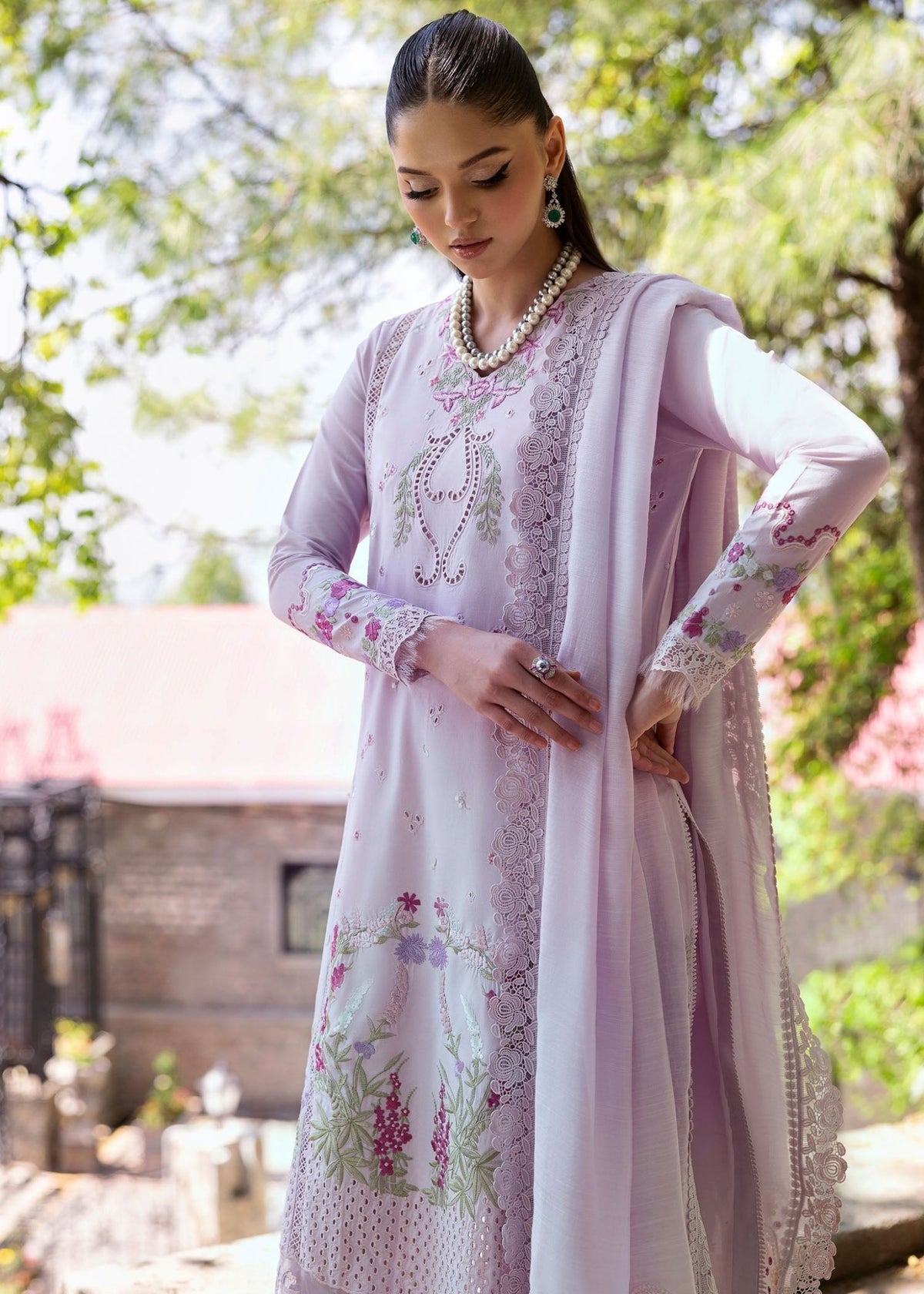 Saira Shakira | Bloom Lawn 25 | FAYE 7-A-Brand:Saira Shakira-Type:Ladies Clothes-Lilac-Lawn-House of Maryam- Buy in UK, USA