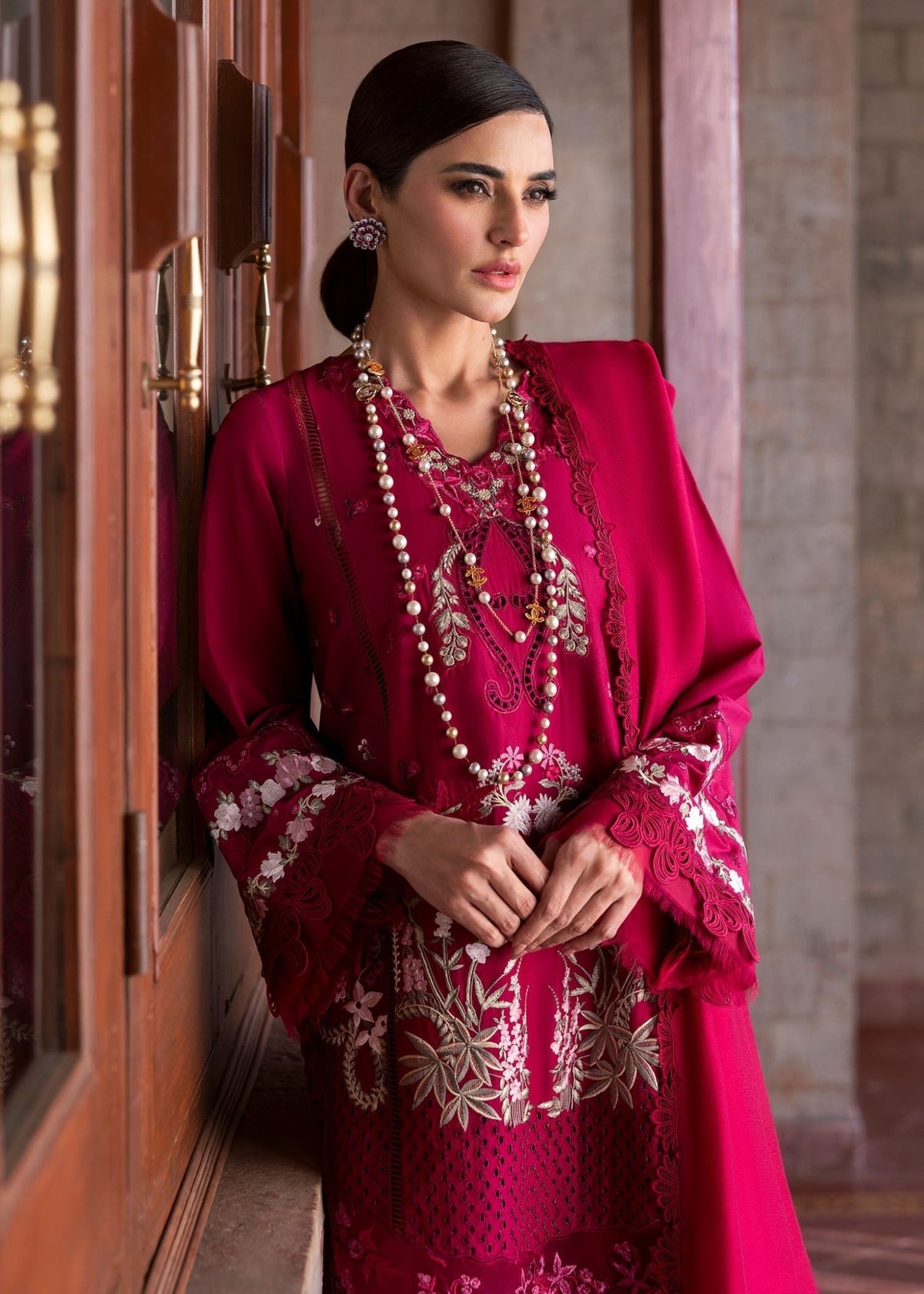 Saira Shakira | Bloom Lawn 25 | FAYE 7-B-Brand:Saira Shakira-Type:Ladies Clothes-Magenta-Lawn-House of Maryam- Buy in UK, USA