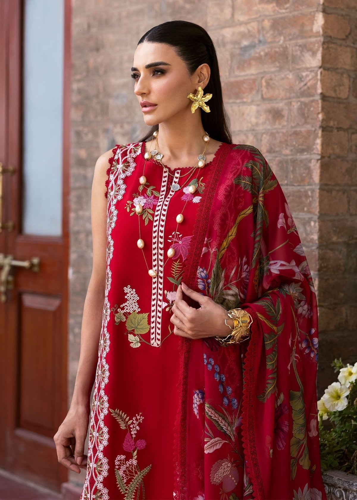 Saira Shakira | Bloom Lawn 25 | SAUVAGE 6-A-Brand:Saira Shakira-Type:Ladies Clothes-Red-Lawn-House of Maryam- Buy in UK, USA