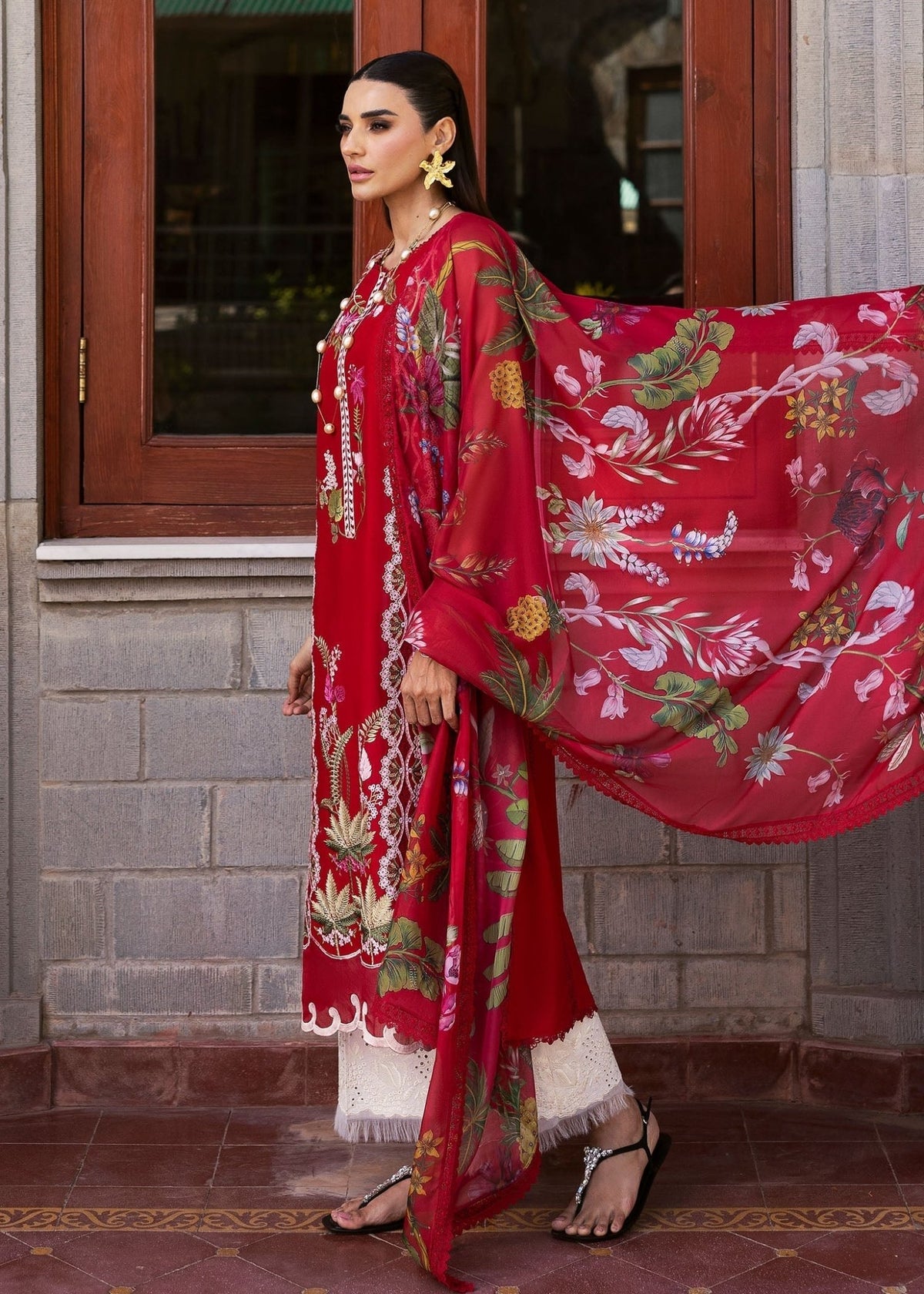 Saira Shakira | Bloom Lawn 25 | SAUVAGE 6-A-Brand:Saira Shakira-Type:Ladies Clothes-Red-Lawn-House of Maryam- Buy in UK, USA
