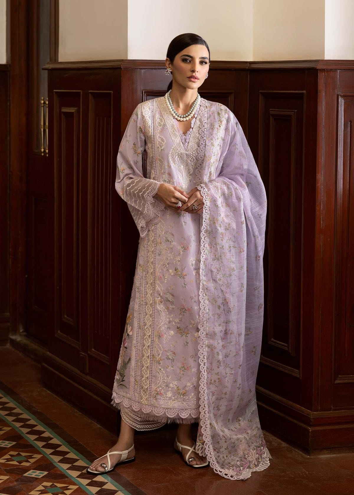 Saira Shakira | Bloom Lawn 25 | SWEET OPEL 8-A-Brand:Saira Shakira-Type:Ladies Clothes-Lilac-Lawn-House of Maryam- Buy in UK, USA