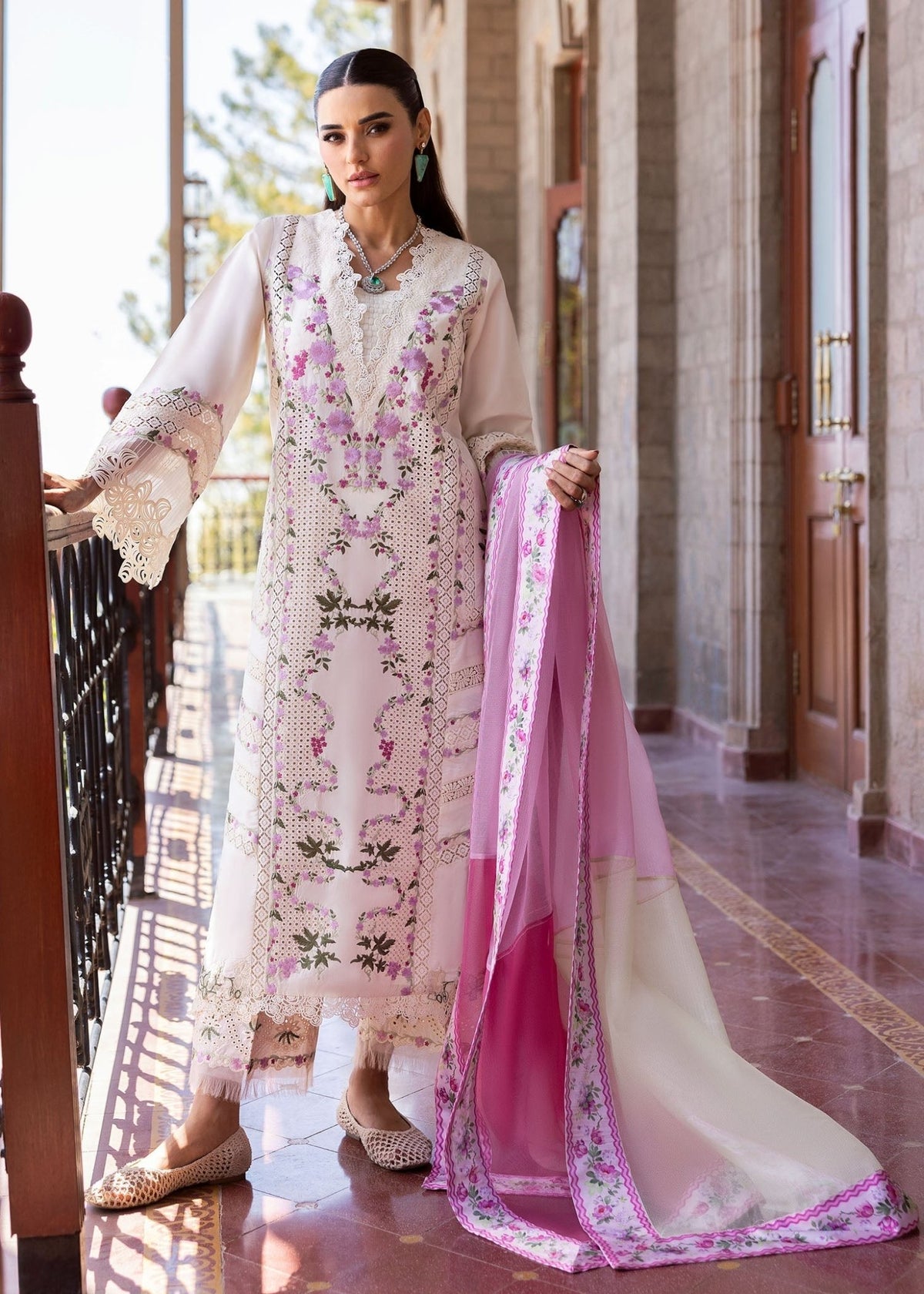 Saira Shakira | Bloom Lawn 25 | ZERENE 1-A-Brand:Saira Shakira-Type:Ladies Clothes-Off White-Lawn-House of Maryam- Buy in UK, USA