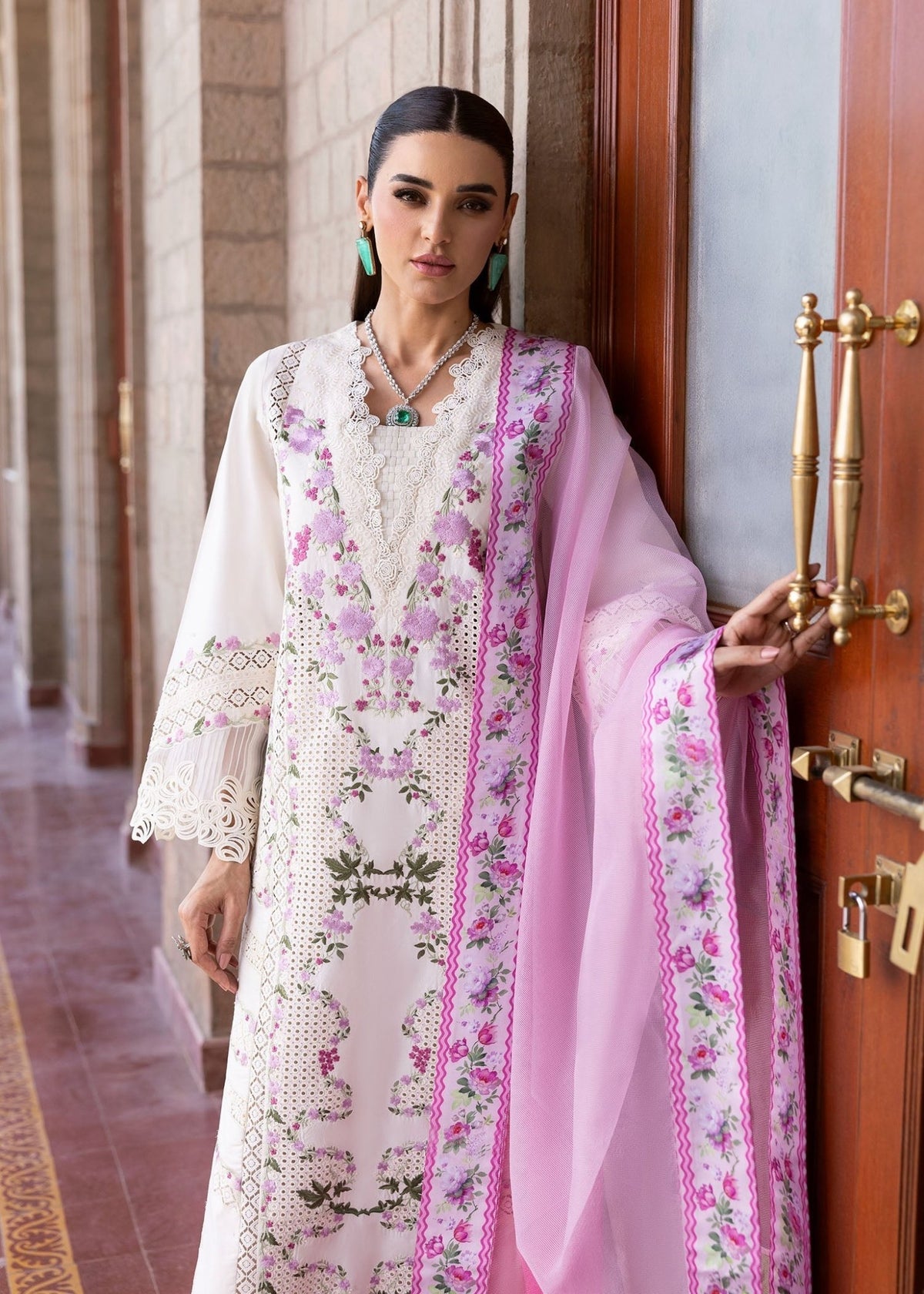 Saira Shakira | Bloom Lawn 25 | ZERENE 1-A-Brand:Saira Shakira-Type:Ladies Clothes-Off White-Lawn-House of Maryam- Buy in UK, USA