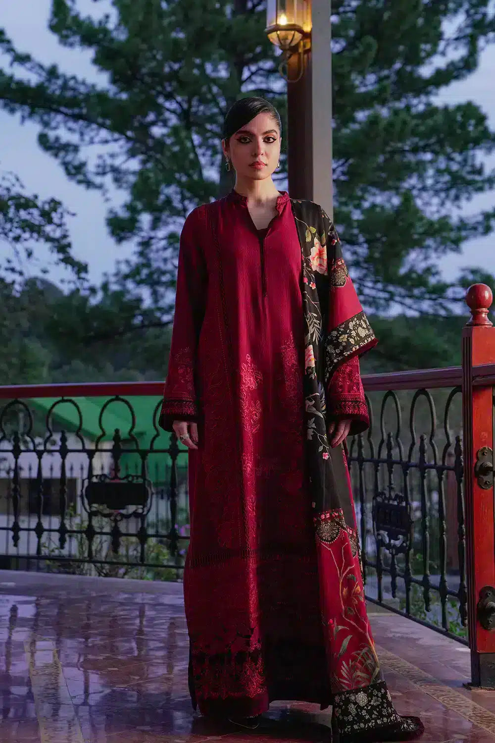 Saira Rizwan | Winter 23 | SOHA SR-08 by Designer Saira Rizwan - House of Maryam - Pakistani Designer Ethnic Wear in {{ shop.shopifyCountryName }}