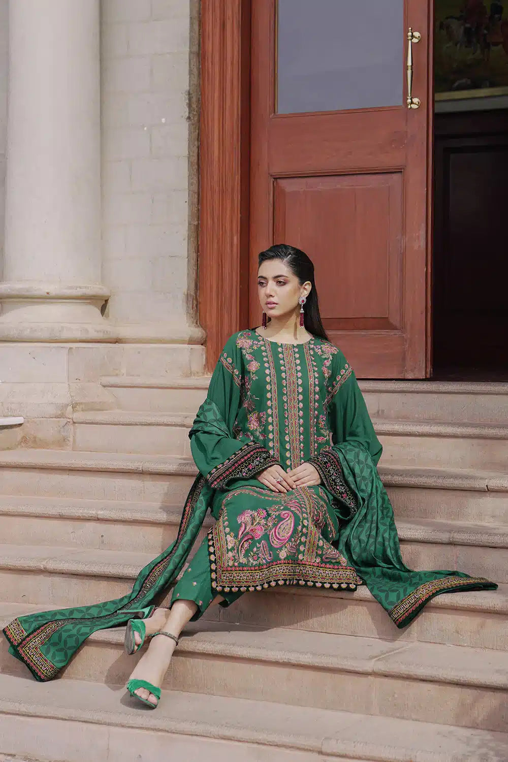 Saira Rizwan | Winter 23 | ISMAT SR-01 -  Saira Rizwan Luxury - Original Designer Dress - House of Maryam