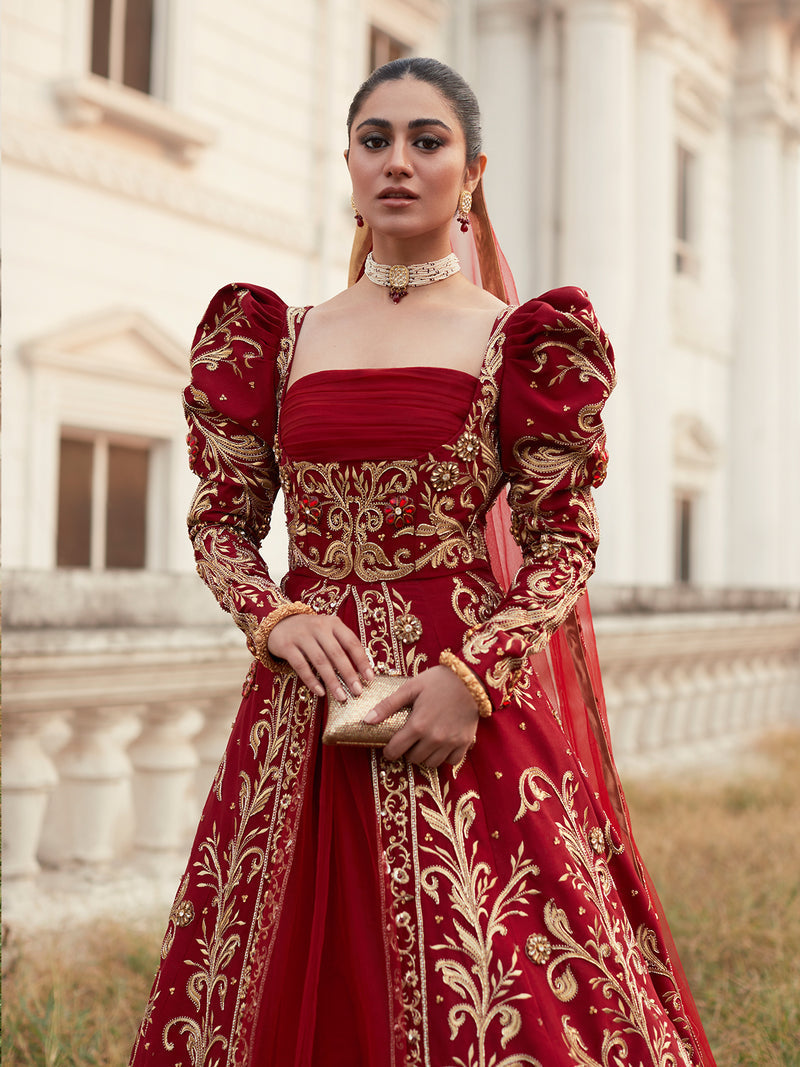 Caia | Haute Couture | The Crimson Queen, image 4
