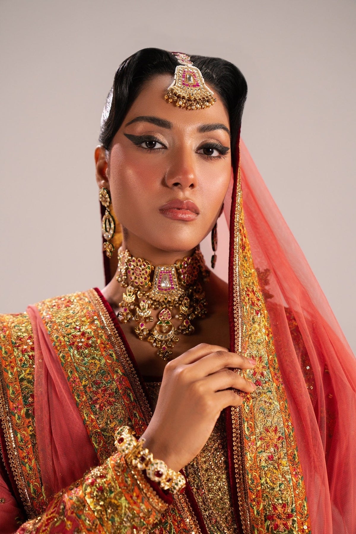 Fahad Hussayn | Mutanjan Bridals | SHABISTAAN-3