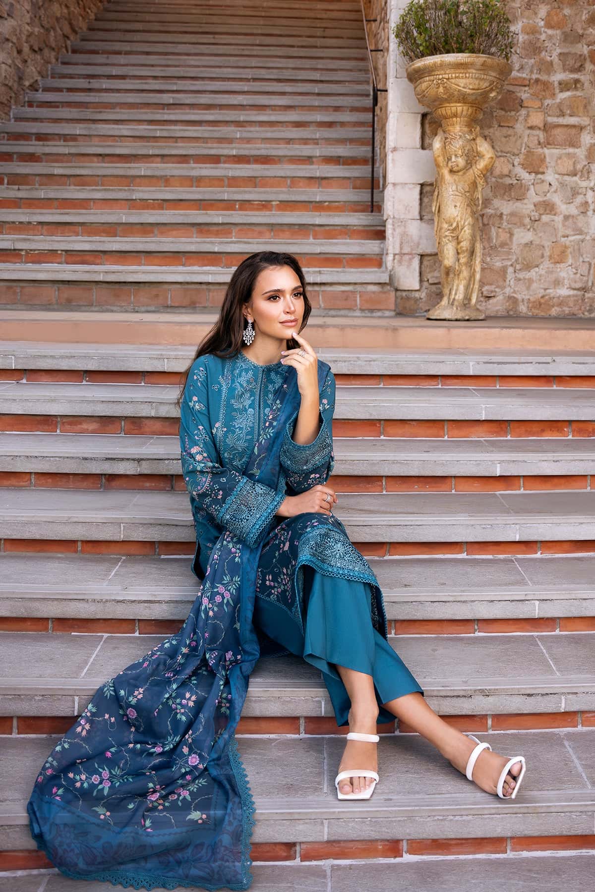 Afrozeh | Damask The Holiday Edit 25 | Rosheen B -  Afrozeh Ladies Clothes -  House of Maryam