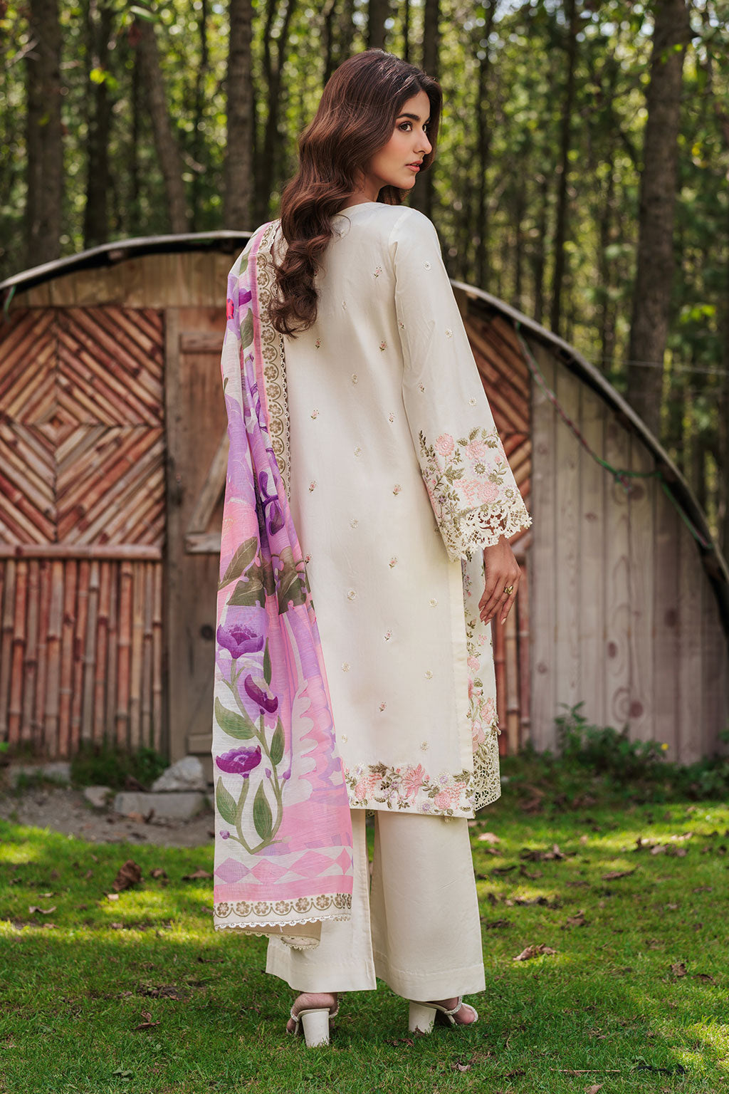 Afsanah | Silent in the Pine Tale | AL-101, image 2